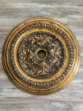 Large Gold Copper tones Round ceiling medallion French Provincial Italian vibe.